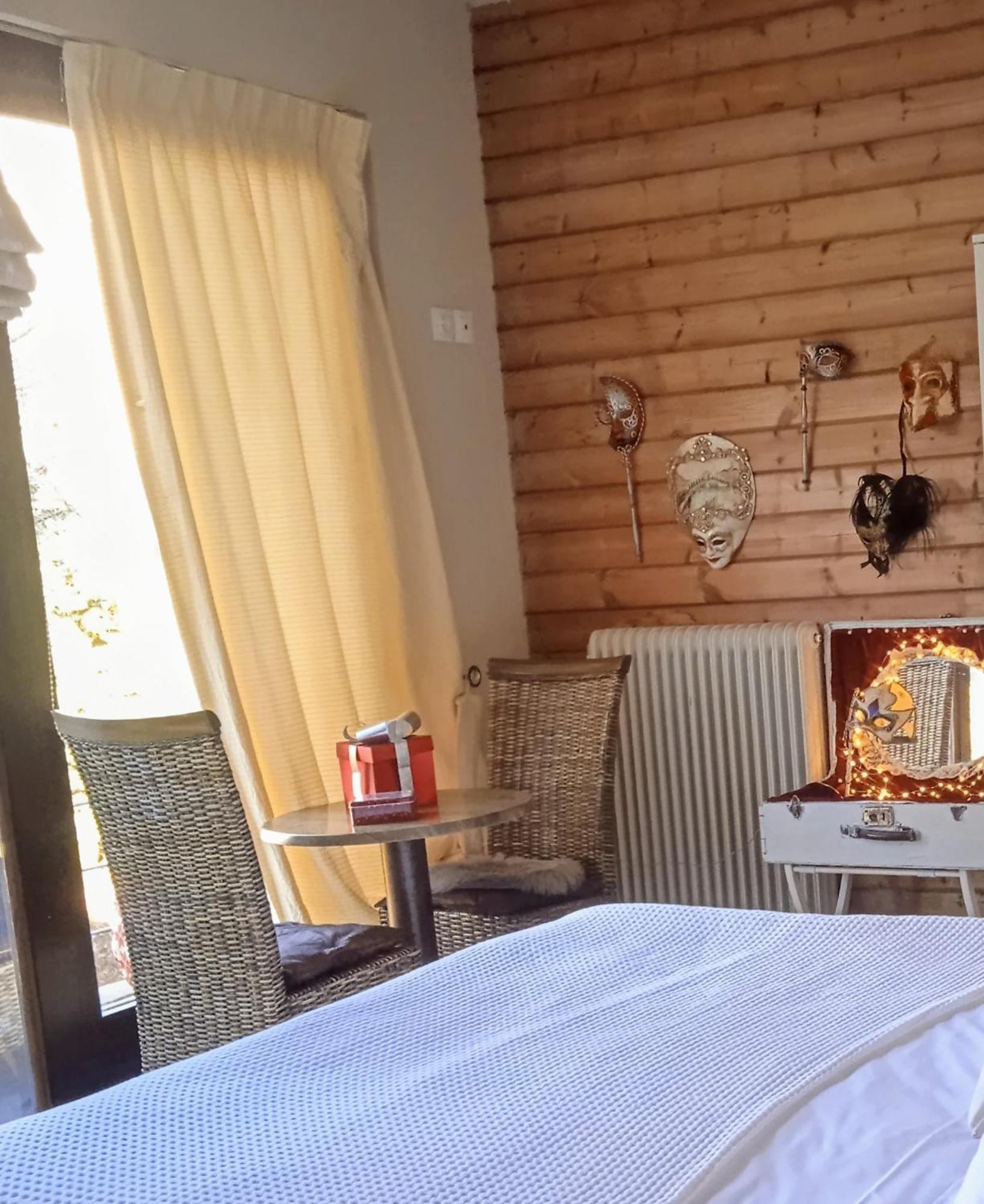 Enoro Hotel Праманта Екстериор снимка