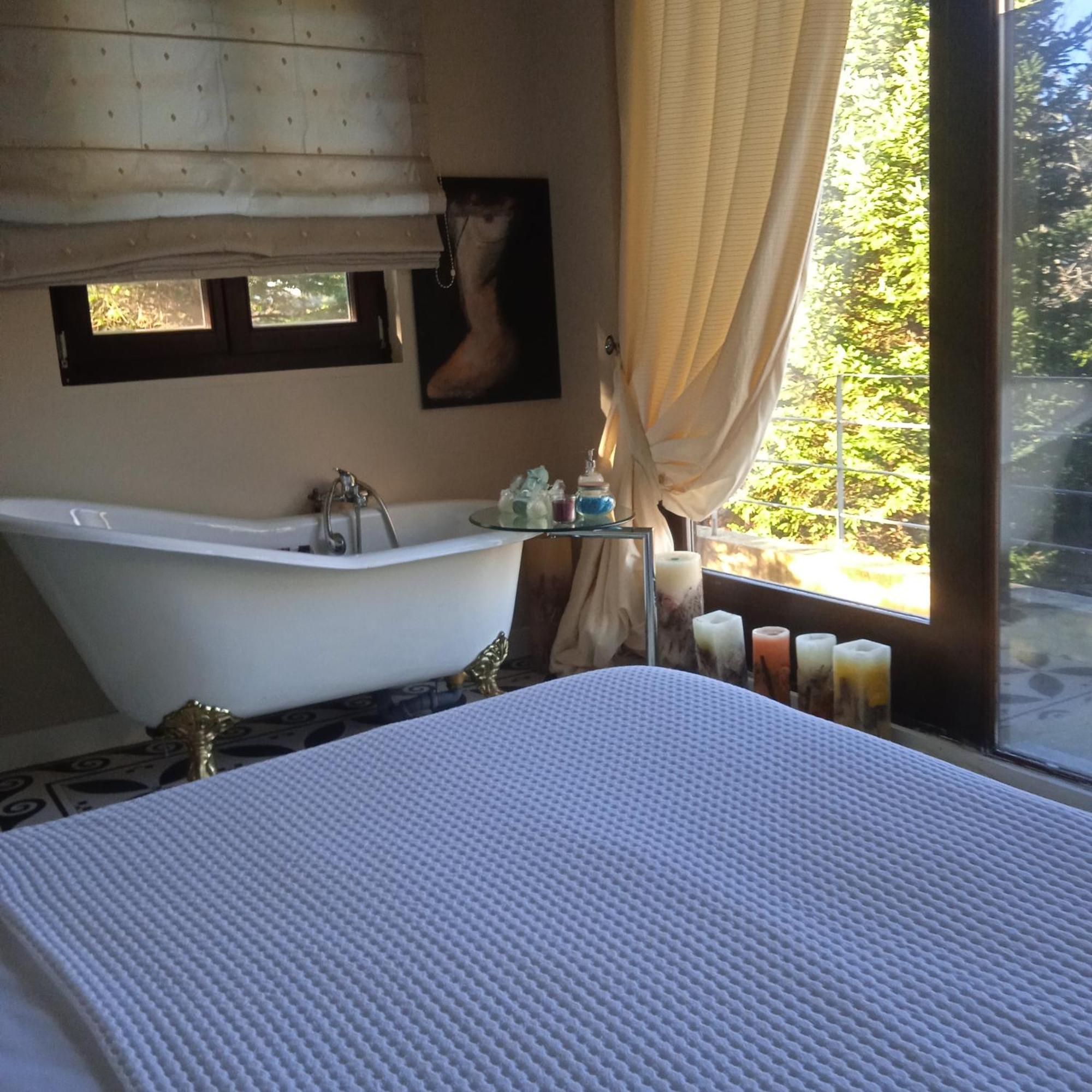 Enoro Hotel Праманта Екстериор снимка